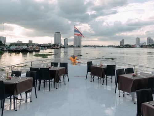 Unicorn Dinner Cruise