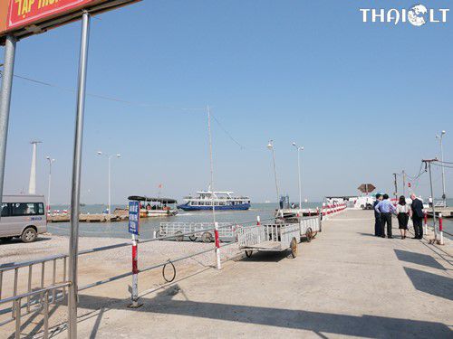Bus between Cat Ba Island and Hanoi by Daiichi Travel [Review]